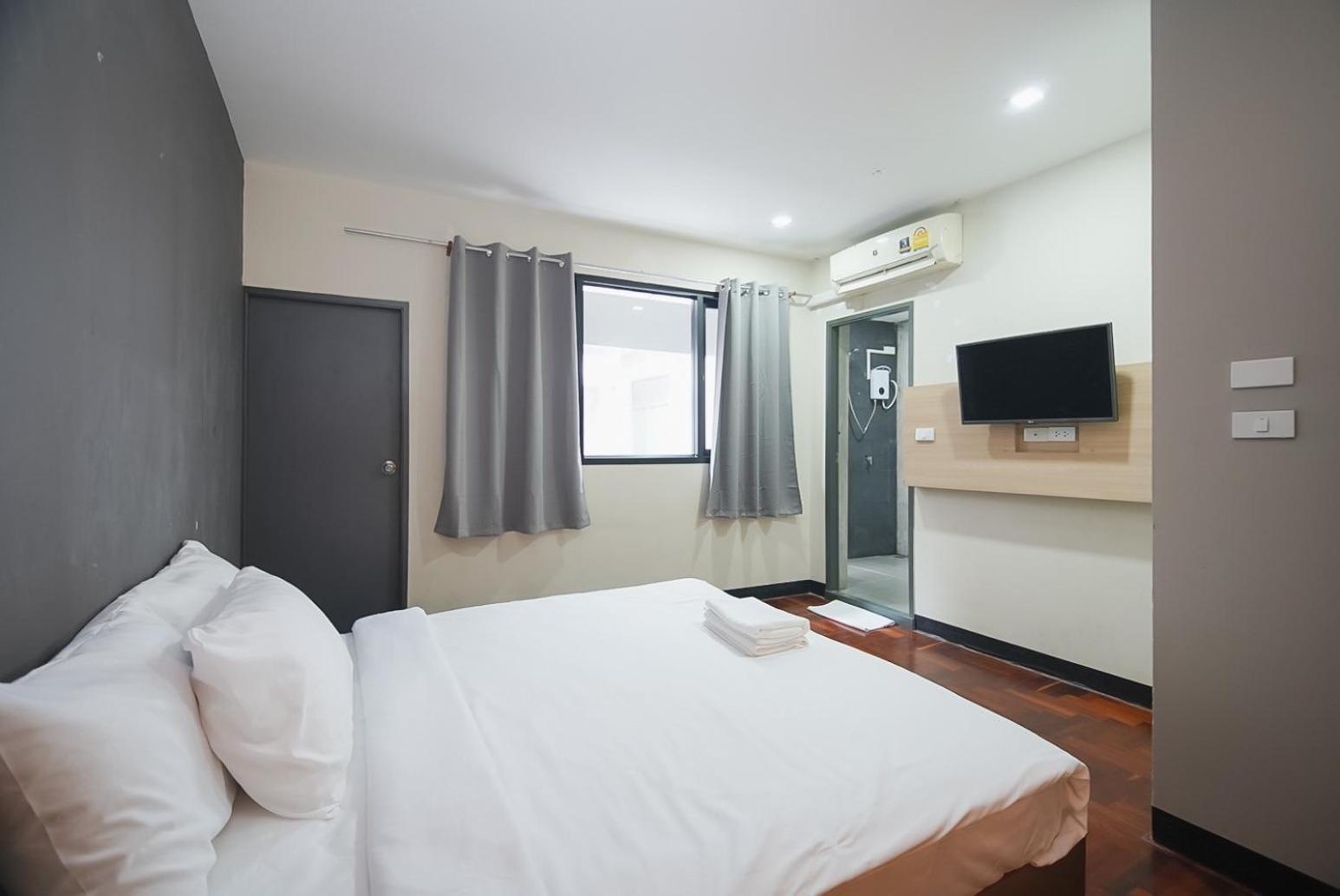 Z โกอินน์ สีลม - สถานีรถไฟฟ้าเซนต์หลุยส์ Go Inn Silom Bangkok Dış mekan fotoğraf